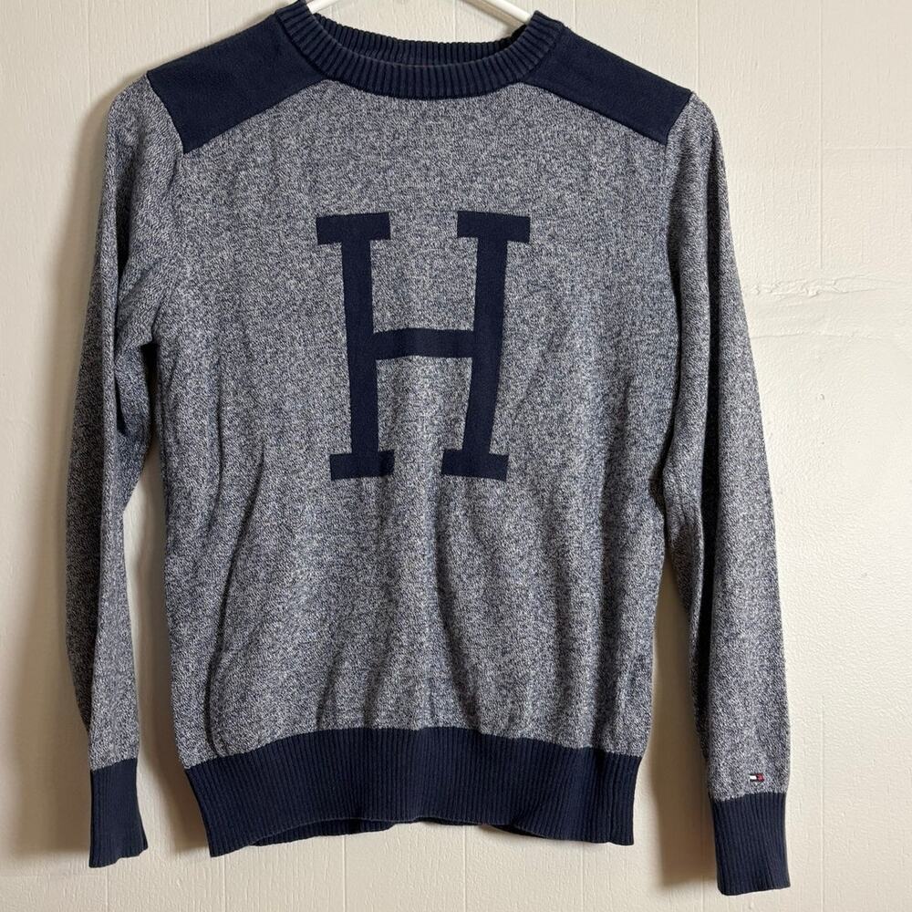 Tommy Hilfiger Medium 12/14 Blue Marled Center Letter Shoulder Patch Sweater